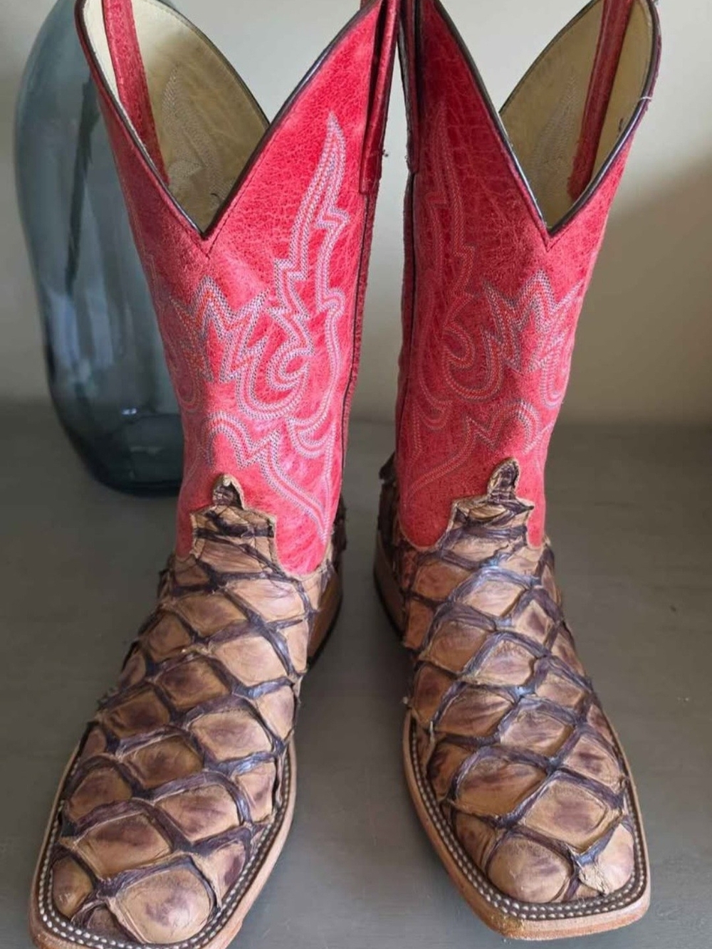 Women's Pirarucu Western Cowboy Boots with Brown Scaled Leather Toe